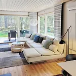 Eftim - 600m From The Sea By Interhome Hébergement de vacances