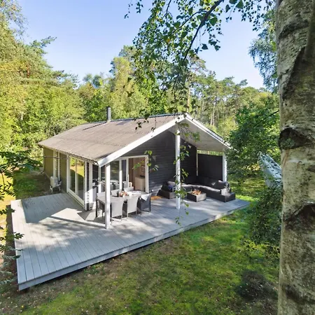 Eftim - 600m From The Sea By Interhome *